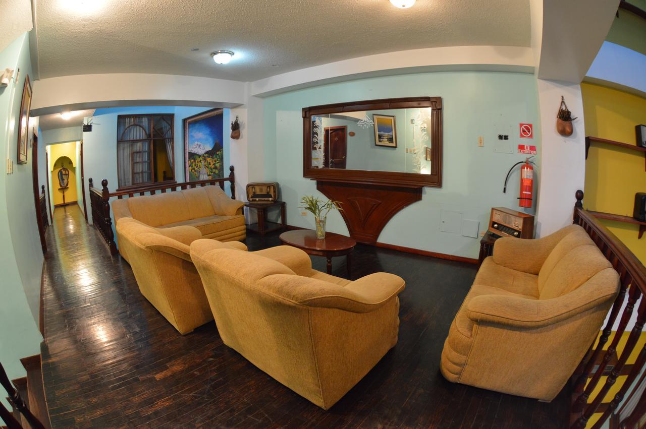 Hotel Estacion Riobamba Buitenkant foto